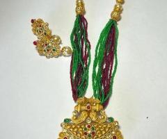 Beaded Necklace Set with earrings  in Nagpur - Akarshans