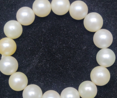 South Sea Pearl Bracelet 120 ct