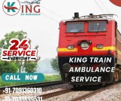 Book King Train Ambulance Service in Kolkata with Medical Tool