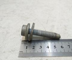 Allen screw with shoulder and washer M10X50 Audi Q7 N91240001
