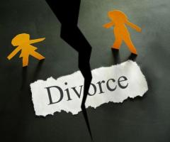 Experienced Divorce Attorney Available for Consultation