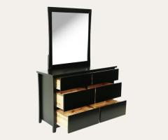 Stylish Dresser With Mirror