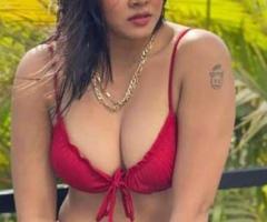 Call Girls Service in sector53-noida