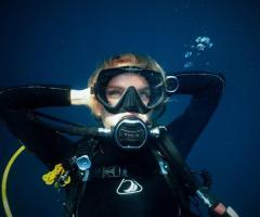 Experience the Thrill of Night Diving!