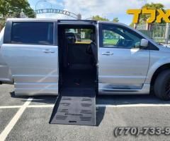 2019 Dodge Grand Caravan Wheelchair Van