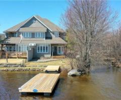 Cottages for sale in Muskoka