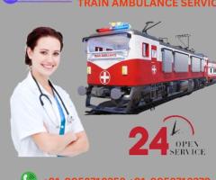 Hire Medilift Train Ambulance Service in Mumbai with Medical Equipment