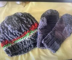 Hat and Mitten Set