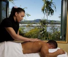 Female To Male Massage Therapist in Telibagh 9695786181