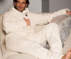 Knuffle | Ultimate Comfort in Huggable Onesies, Blankets & Apparel