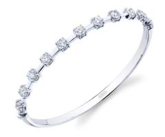 Hinged Bangle with Round Brilliant Diamonds