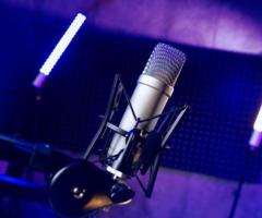 Get Error-Free And Affordable Voice Over Services