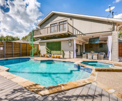 Luxury Vacation Rental Homes in Dallas