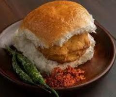 Vada Pav Franchises That Are Changing the Street Food Game