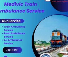 Medical Train Ambulance in Jamshedpur assists patients in an emergency