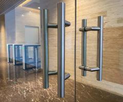 Expert Tips on Choosing the Right Commercial Door Fittings in Berlin