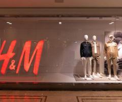 Clothing Brand Stores | DLF Mall of INDIA - 1