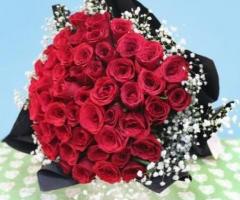 Thoughtful Gestures: Sending Flowers to Dubai with GiftsHabibi - 1