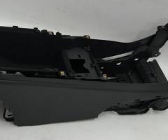 1 Center console frame with air duct Tesla model 3 1087900-00-I