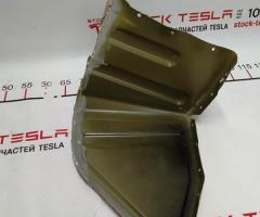 6 B-pillar pad outer left (glass) Tesla model S REST 1092306-00-G