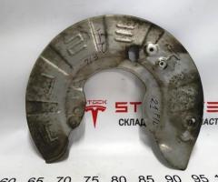 5 Thermal casing for the brake disc of the front left Tesla model S 1027661-00-B