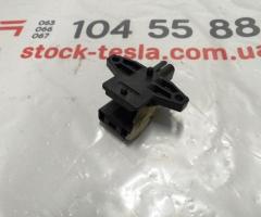 10 Driver's Seat Lower Position Sensor Tesla model S, model S REST 1012072-00-A