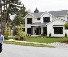 Get superior custom service with a luxury custom home in Vancouver