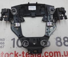 1 Tesla model S driver airbag control module bracket REST 2496493-AA0