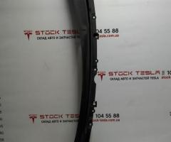15 Windshield wiper trim Tesla model S REST 1060509-00-B