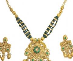BRASS NECKLACE WITH WHITE PEARL in Haryana- Aakarshans